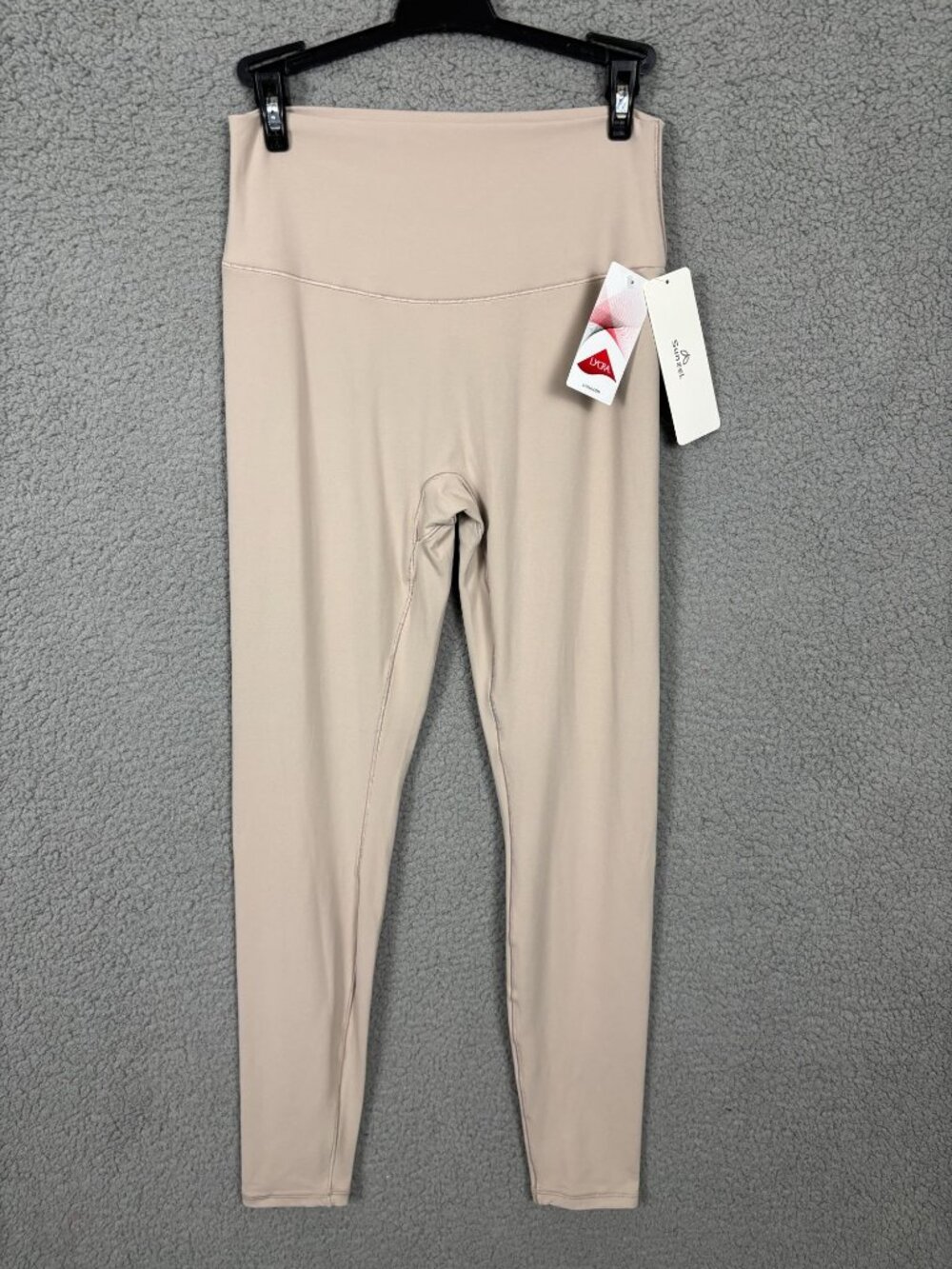Sunzel Women's High-Waist Scrunch Butt Beige Yoga Leggings Size Large NWT's.